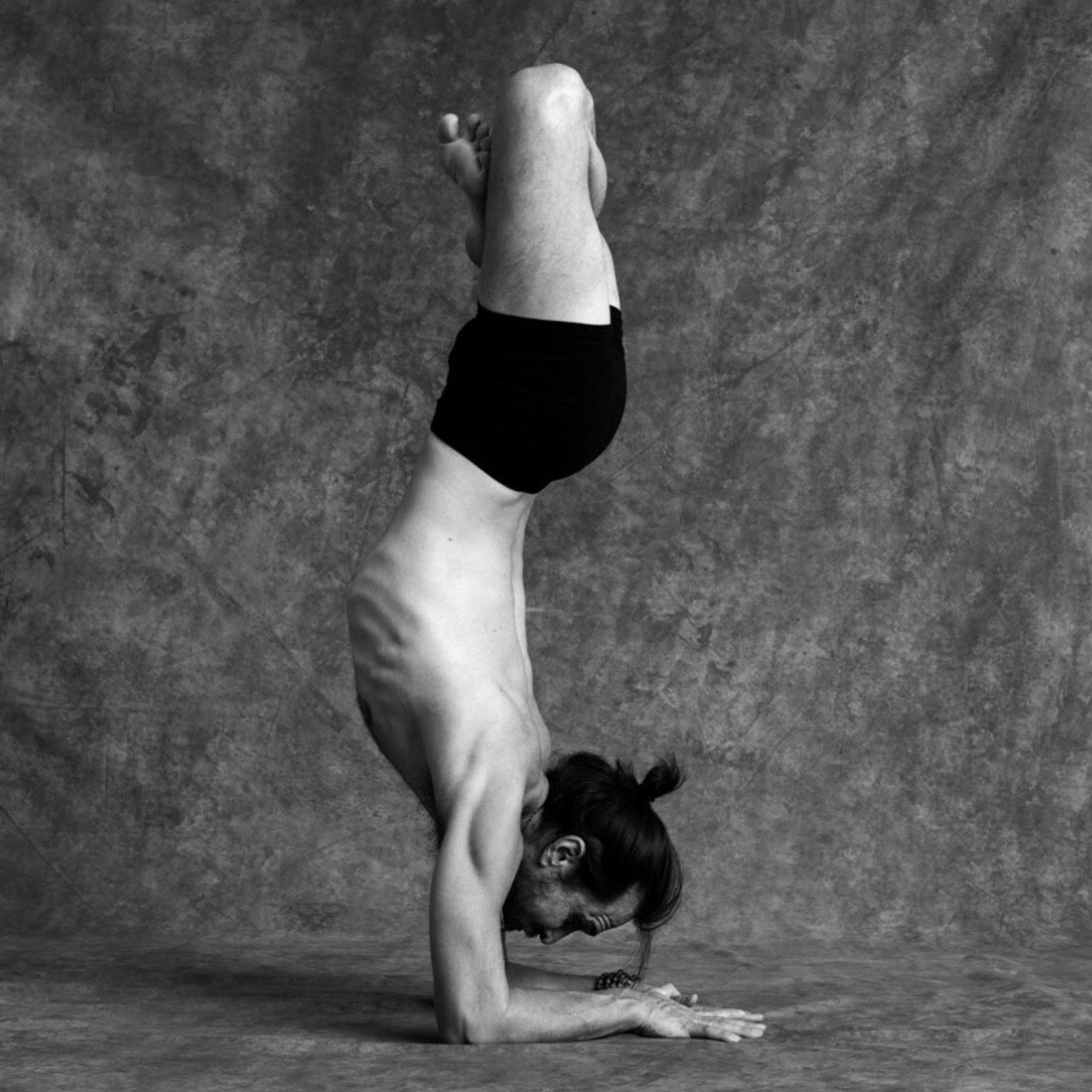 Ian-Karandavasana_1